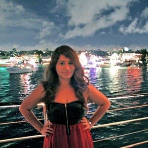 Meet your Posher, Lizet